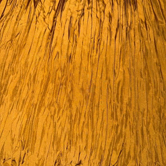 Elegant Brown Pleated Skirt - Picture 11 of 12